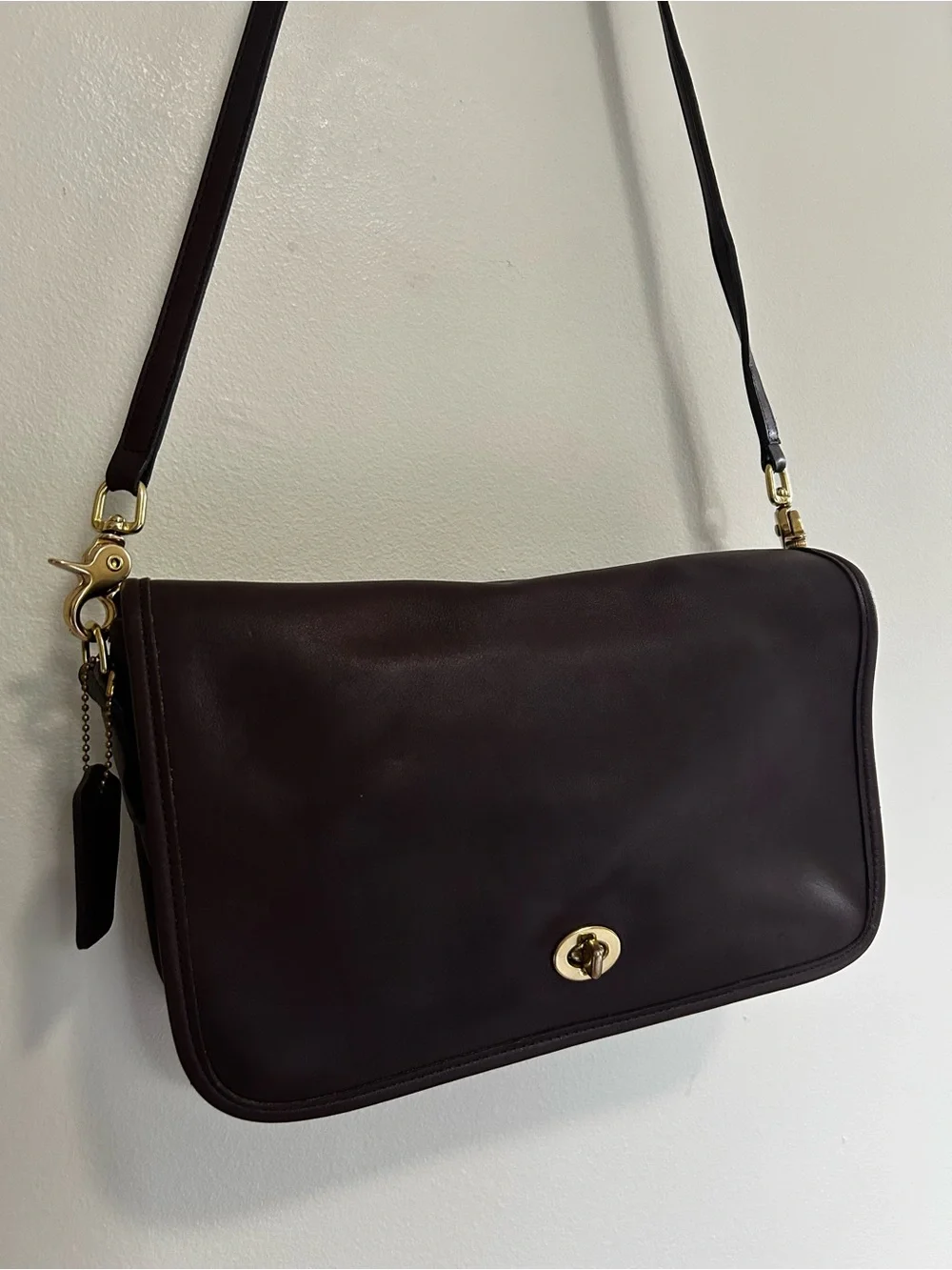 Coach 1980s Rare Convertible Clutch Burgundy Leather Gold Hardware
